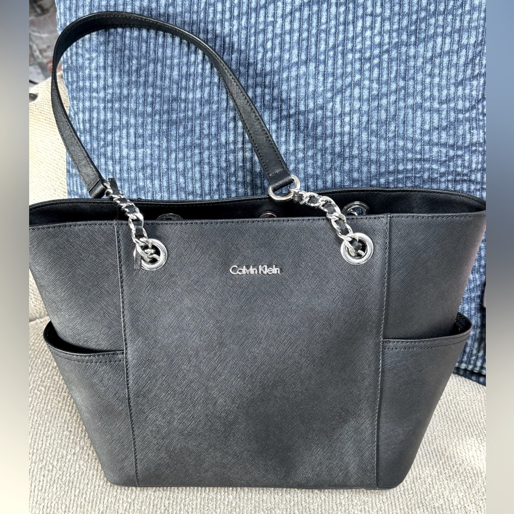 Calvin Klein medium tote in black w/silver chain straps
